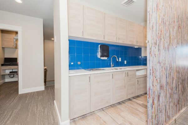 012-spray-1069-summers-dr-full-scaled