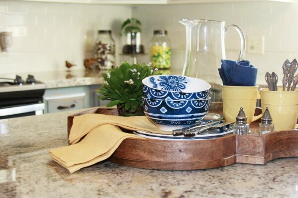 country-kitchen-tray