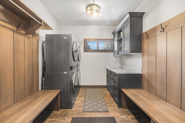 huckleberry-beach-cabin-image (15)