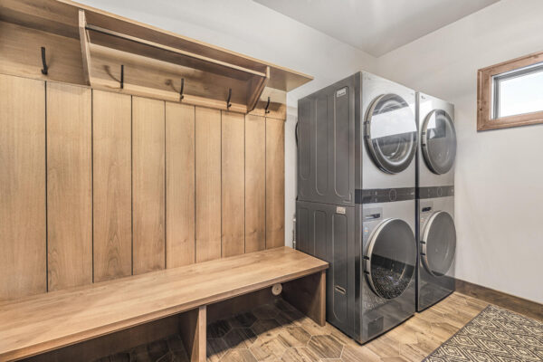 huckleberry-beach-cabin-image (21)