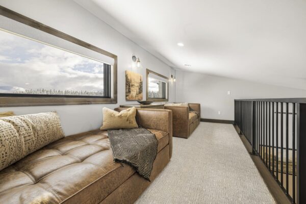 huckleberry-beach-cabin-image (7)