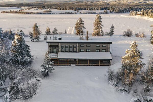 huckleberry-beach-cabin-image (73)