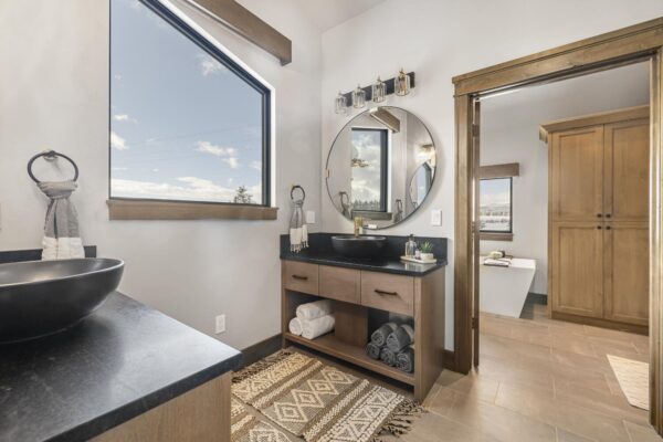 huckleberry-beach-cabin-image (78)